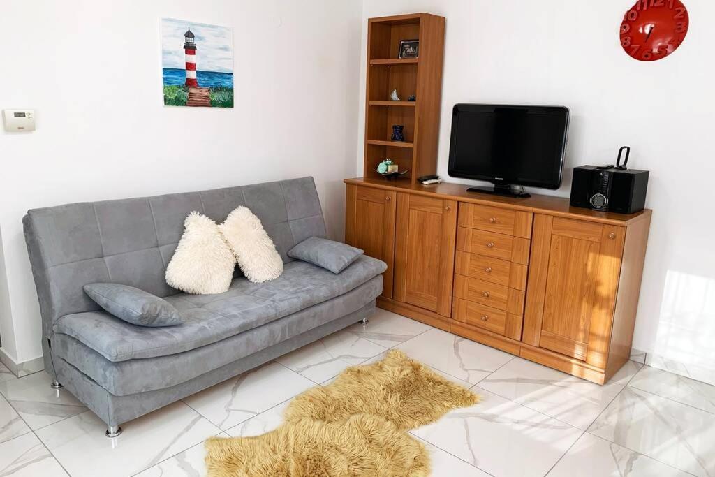 New Apartment Ema I Krk Town Bagian luar foto