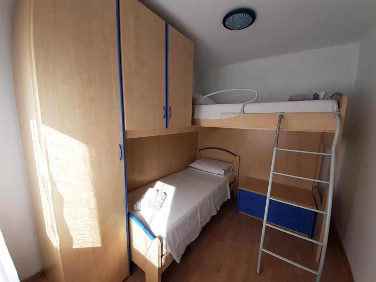New Apartment Ema I Krk Town Bagian luar foto